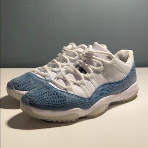 Jordan 11 Retro Low Snake Navy